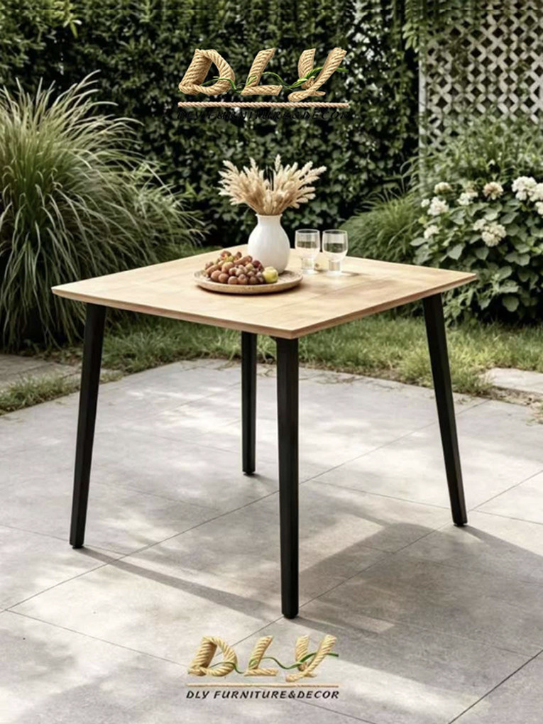 Squre dinner table9-1